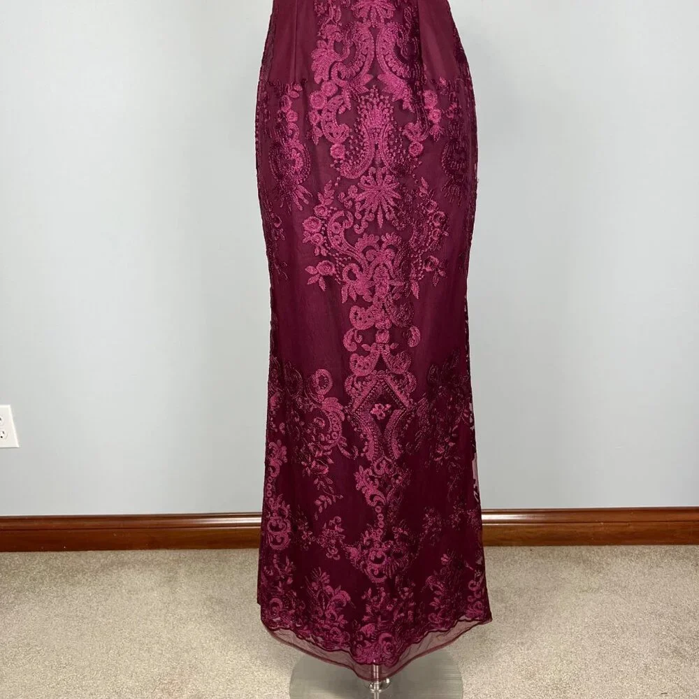Off-Shoulder Burgundy Lace Maxi Dress - Picture 8 of 16